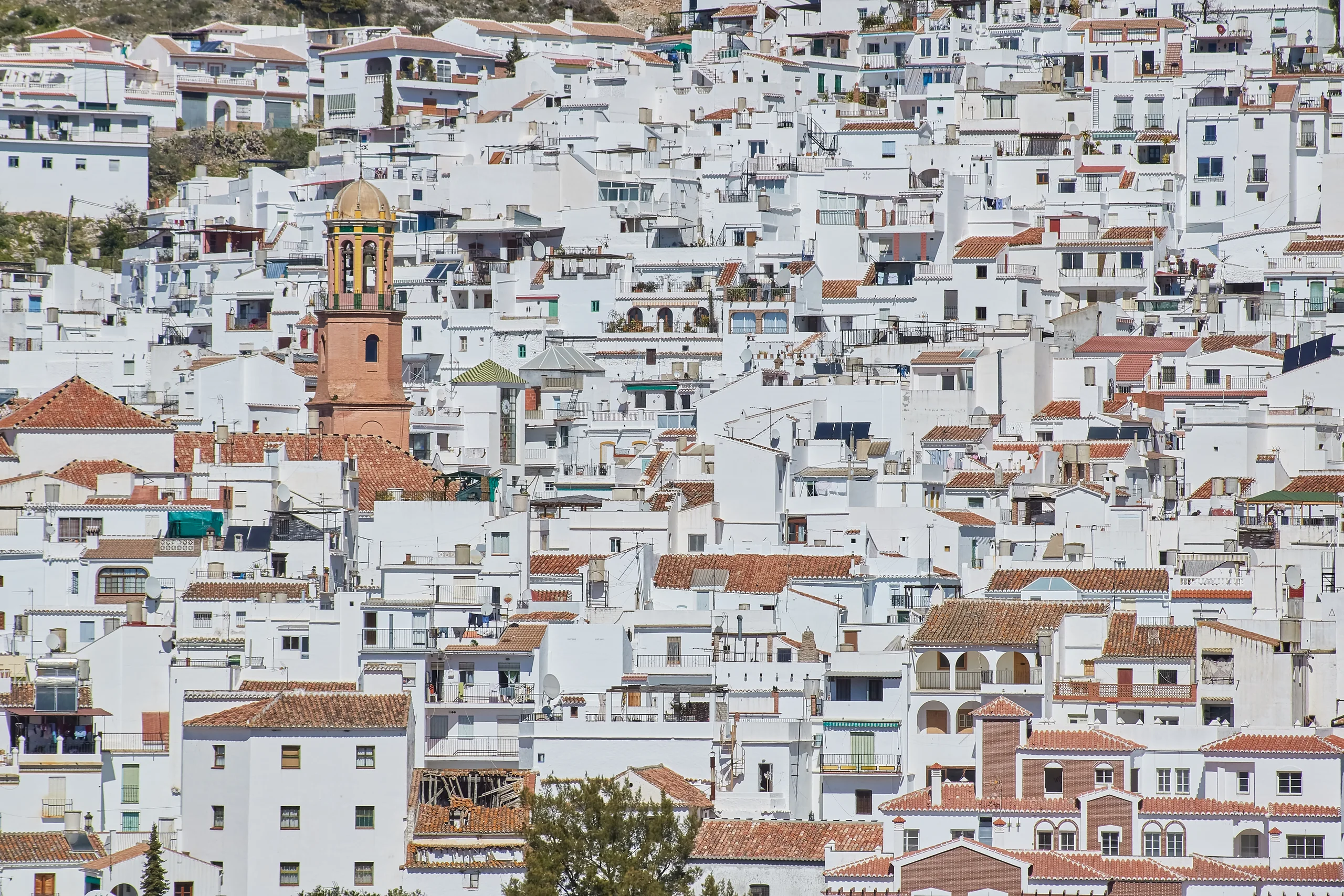 Axarquía, traditional villages and vineyard landscapes.